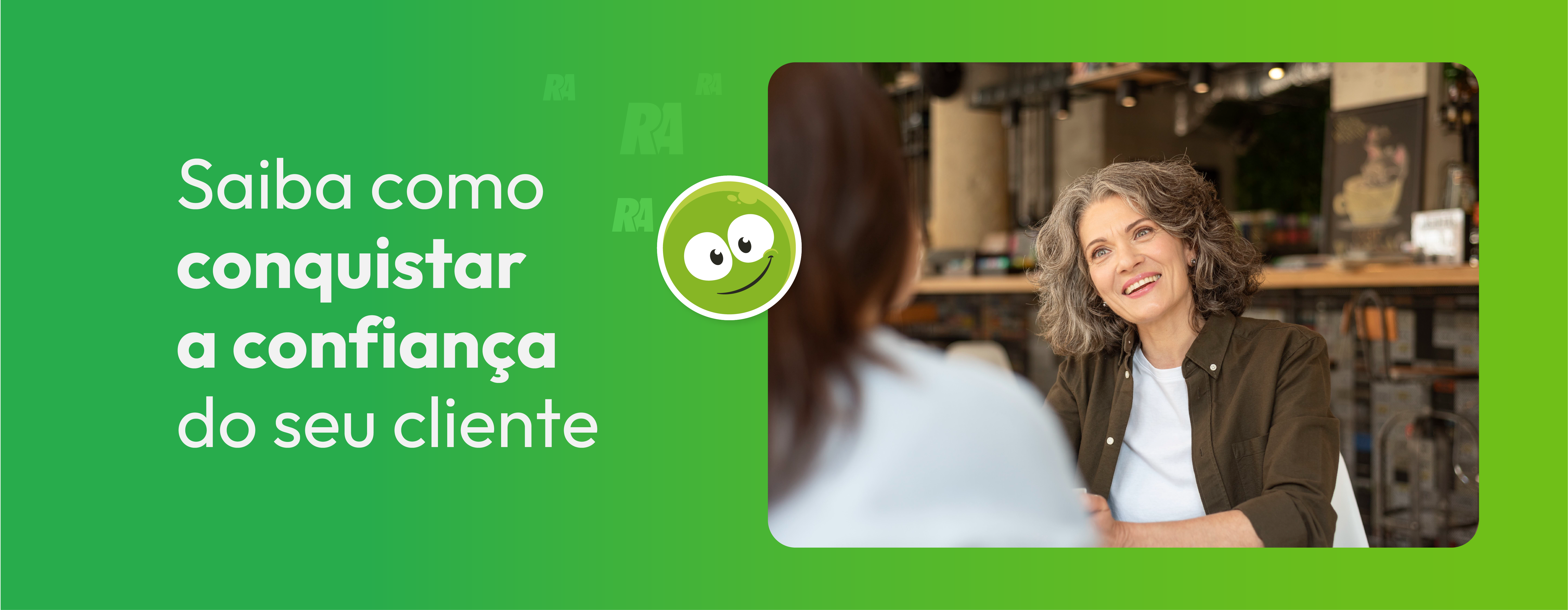 destaca confiança dos consumidores, mulher sorrindo 